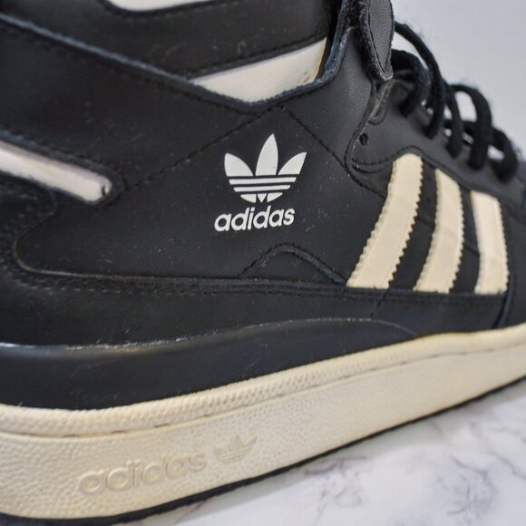 ADIDAS | BLACK & WHITE FORUM MID - Picture 7 of 8